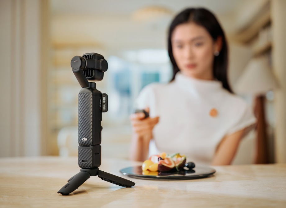 Outdoorová kamera DJI Osmo Pocket 4P Vlog Combo černá DJI Osmo Pocket 4P má dva objektivy v jednom těle