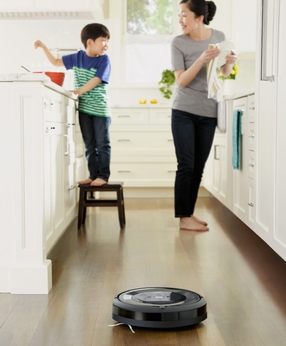 Robotický vysavač iRobot Roomba e5 černý