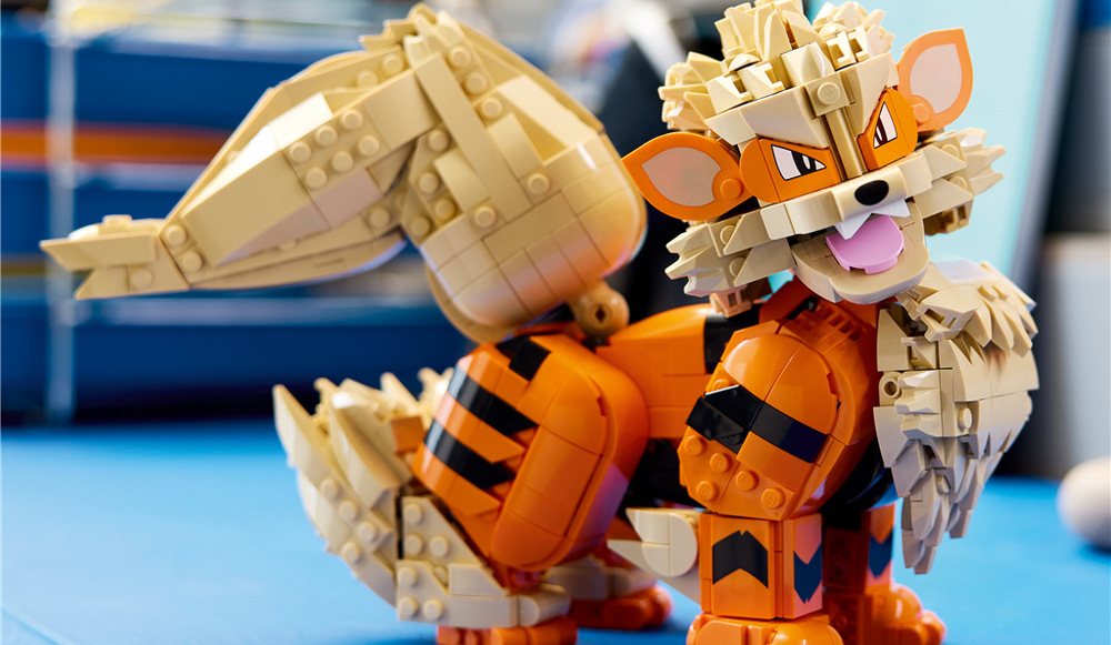 Stavebnice LEGO® Pokémon™ 72160 Ohnivý Pokémon se stane výrazným sběratelským doplňkem a originálním dárkem pro milovníky herního světa Pokémonů.