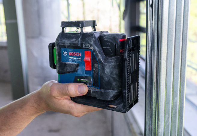Čárový laser Bosch Professional GLL 12V-100-33 CG