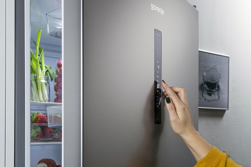 Beznámrazová chladnička s mrazákem Gorenje NRK620CA2XL4, nerezová, zvukový alarm