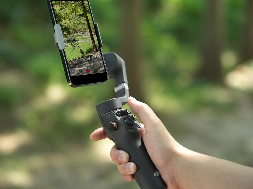 Stabilizátor DJI Osmo Mobile 6 černý Stabilizátor DJI Osmo Mobile 6 černý