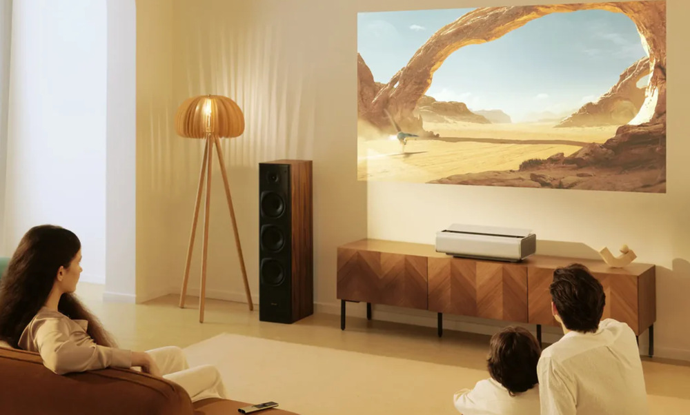 Xgimi Aura 2 GTV vyniká i extrémně krátkou projekční vzdáleností