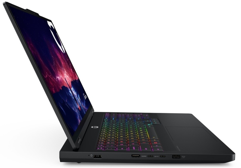 Notebook Lenovo Legion Pro 5 16IAX10 černý Lenovo Legion Pro 5 16IAX10 těží i z konektorové výbavy na
úrovni