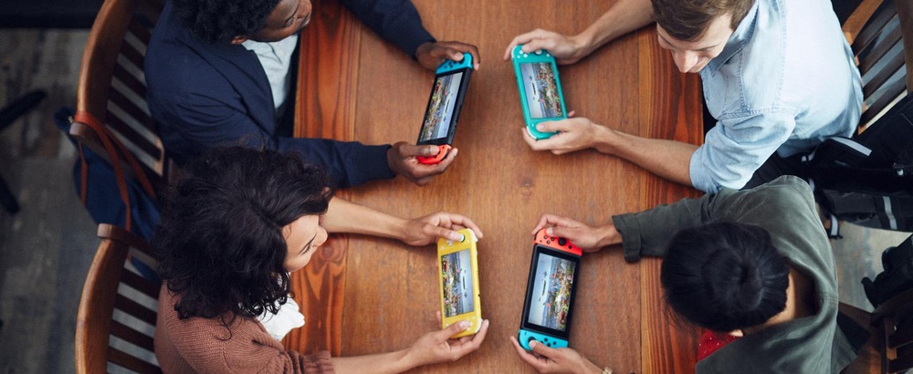 Herní konzole Nintendo Switch Lite žlutá Nintendo Switch Lite