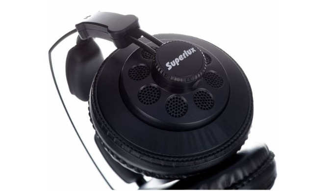 Sluchátka Superlux HD668B černá