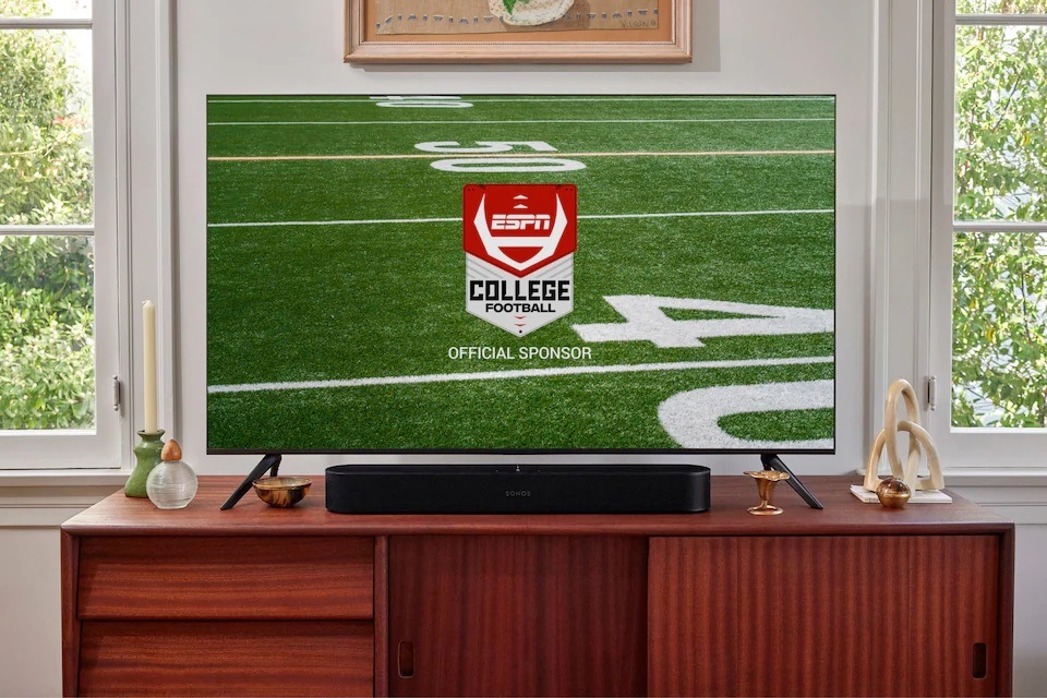Soundbar SONOS BEAM 2 + repro SONOS One SL bílý Soundbar SONOS BEAM 2 + repro SONOS One SL bílý