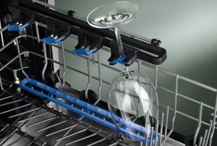 Myčka nádobí Electrolux 700 PRO EEG48300L