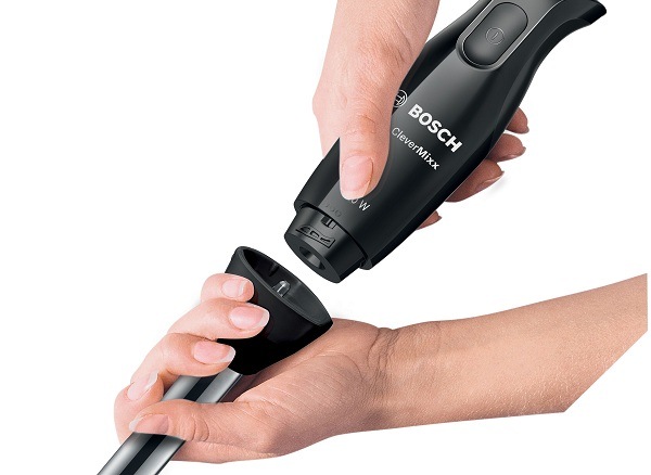 Ponorný mixér Bosch CleverMixx MSM2610B černý Obrázek tyčového mixéru Bosch MSM2610B ukazuje snadné bajonetové zacvaknutí