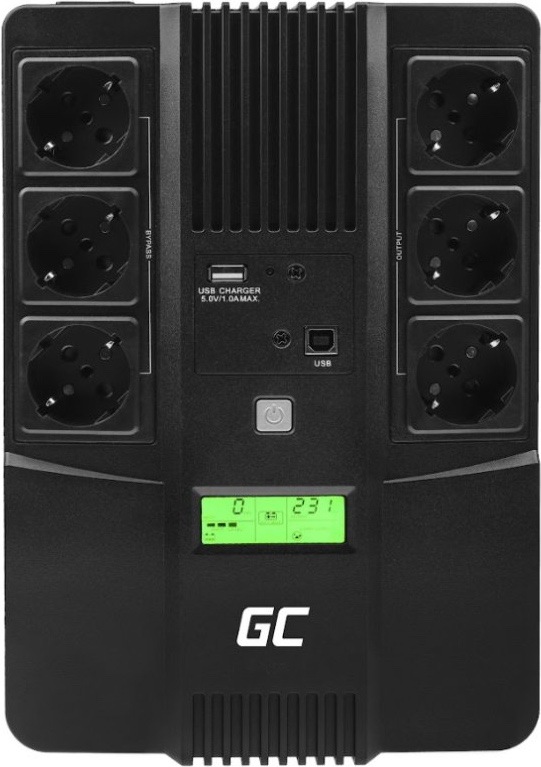 Záložní zdroj Green Cell AiO 800VA LCD černý Na obrázku je záložní zdroj Green Cell AiO 800VA LCD focený shora nebo zepředu. Po obou stranách jsou ve dvou svislých řadách rozmístěné elektrické zásuvky, celkem šest. Uprostřed je panel s USB nabíjecím portem, dalším USB konektorem, tlačítkem zapnutí a malým zeleně podsvíceným LCD displejem.