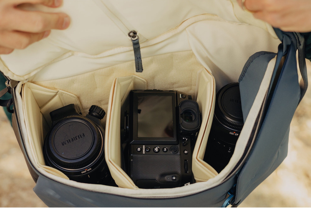 Batoh Peak Design Everyday Backpack 20L (v2) modrý Batoh Peak Design Everyday Backpack 20L (v2) modrý