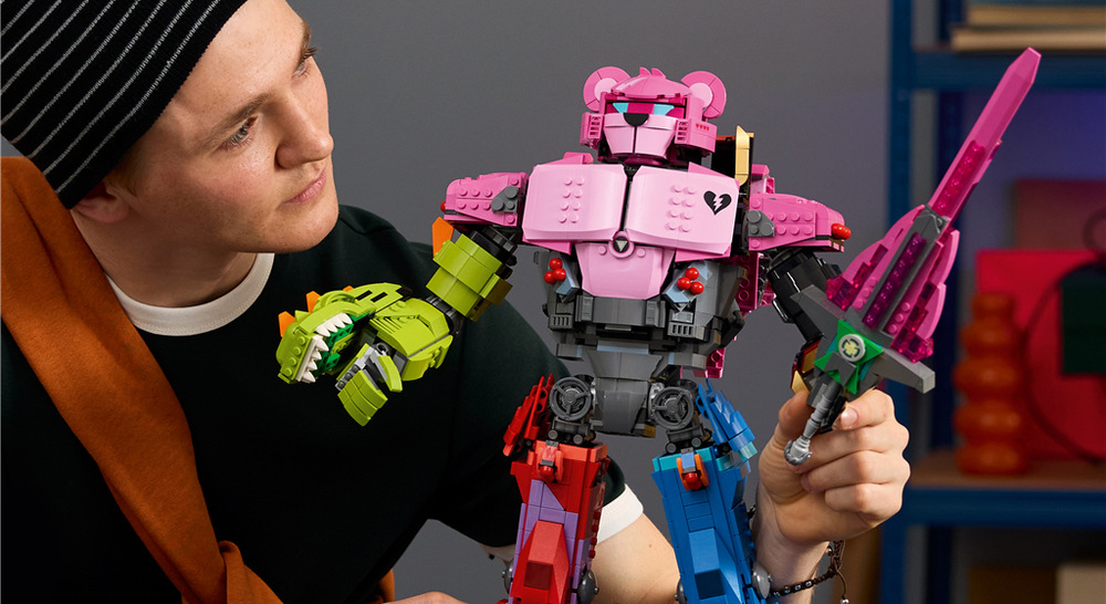 Stavebnice LEGO® Fortnite® 77078 Mecha Team Leader Stavebnice nabízí digitální bonus v podobě outfitů Mecha Team Leader a Mecha Team Shadow pro Fortnite.