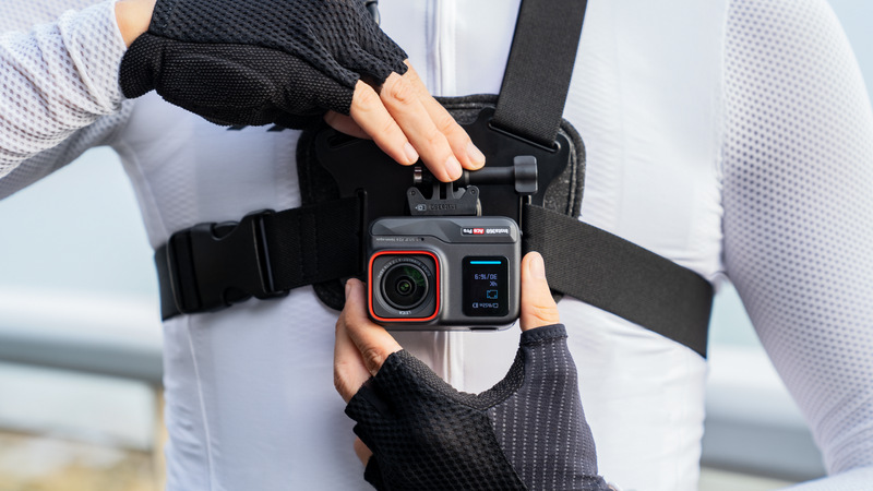 Outdoorová kamera Insta360 Ace Pro černý