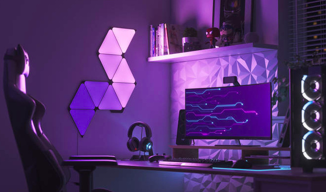 LED světlo Nanoleaf Shapes Ultra Black Triangles Starter Kit 9 ks LED světlo Nanoleaf Shapes Ultra Black Triangles Starter Kit 9 ks
