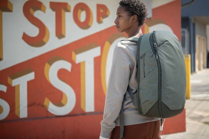 Batoh Peak Design Travel Backpack 30L zelený