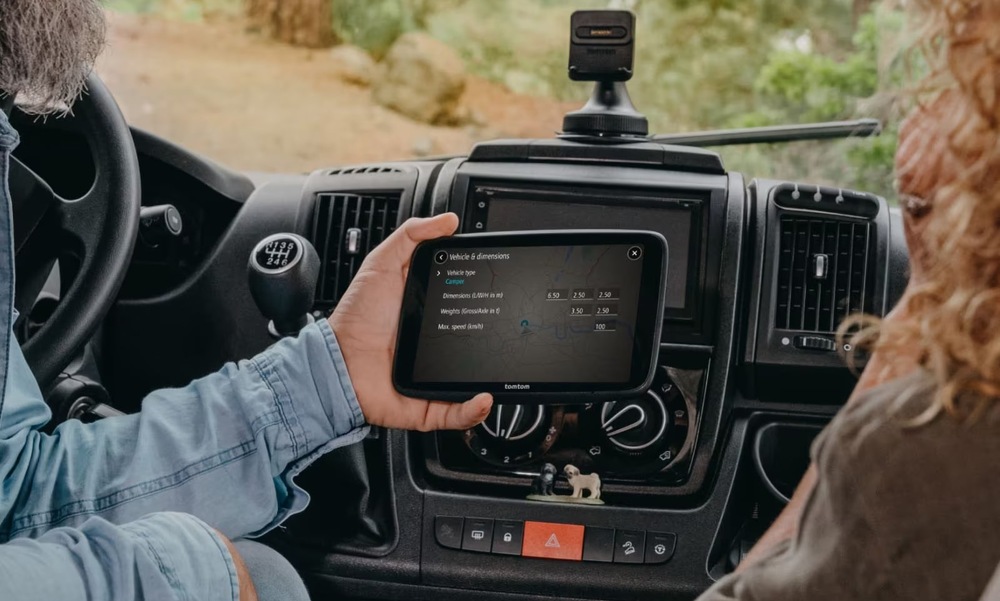 TomTom GO Camper Max 700