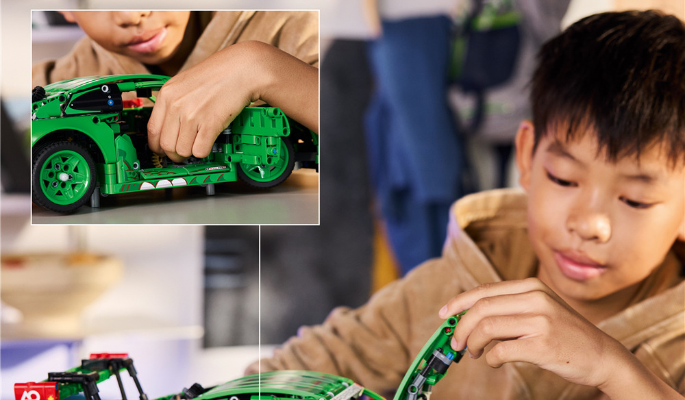 Stavebnice LEGO® Technic 42224 Auto Porsche 911 GT3 R REXY AO Racing Z 1 313 dílků vzniká propracovaný model Porsche, který školáky seznamuje s principy fungování vozidel.