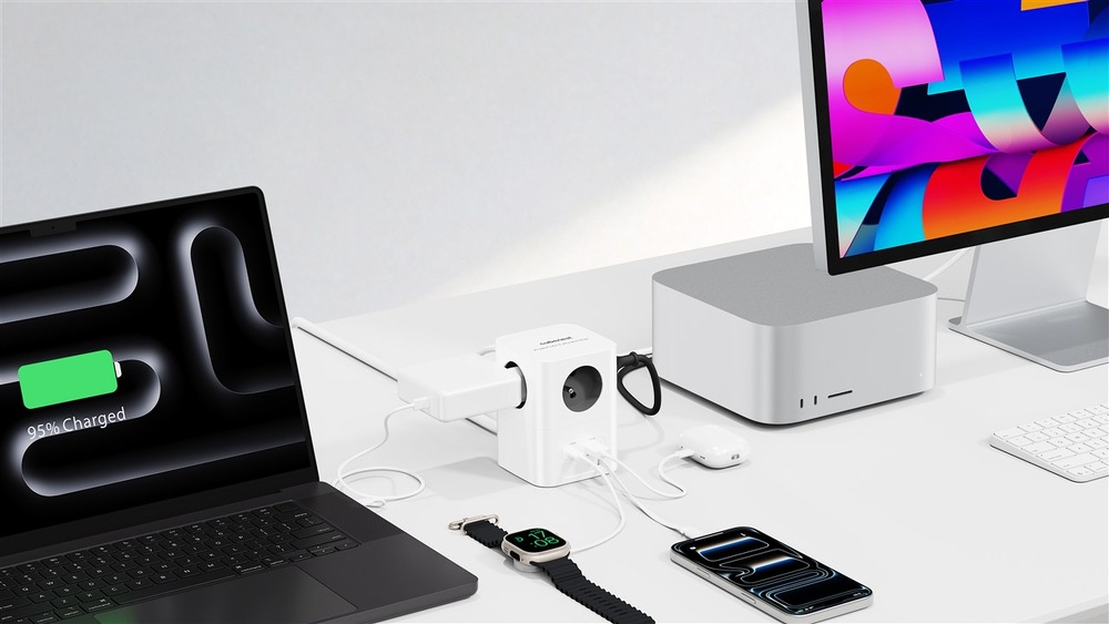 Rozbočovací zásuvka Cubenest PowerCube 4xAC, PD 65W, 2xC,1xA, 1.5m kabel šedá/bílá Rozbočovací zásuvka Cubenest