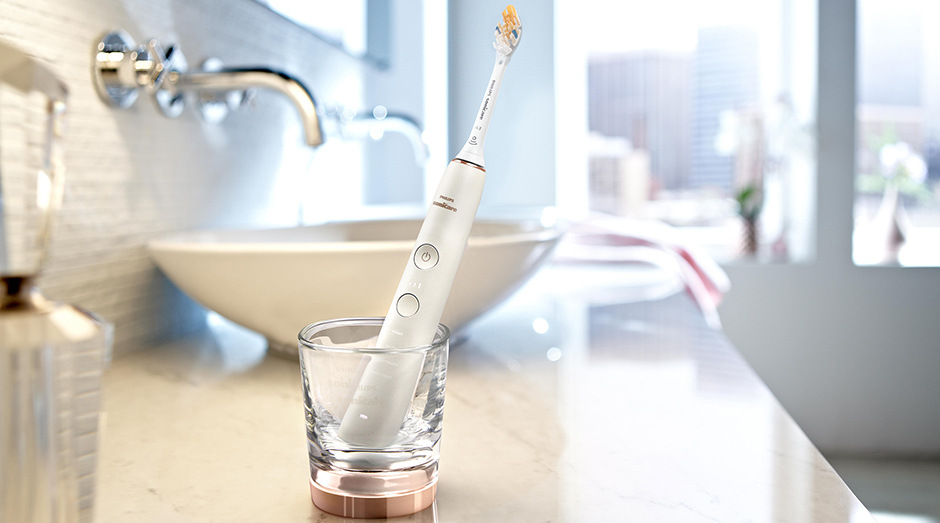 Zubní kartáček Philips Sonicare 9000 DiamondClean HX9911/23 bílý