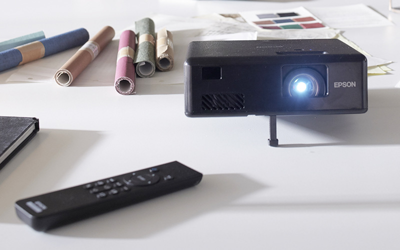 Projektor Epson EF-11