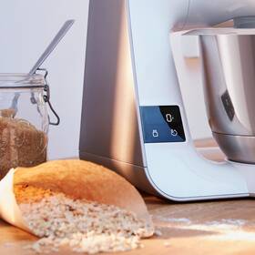 Kuchyňský robot Bosch MUM5XW13 
