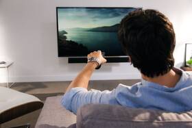 Držák TV Vogel’s NEXT 8365 polohovatelný se soundbarem, pro úhlopříčky 40" až 65", nosnost 30 kg 

 obrázek produktu 5 z 7