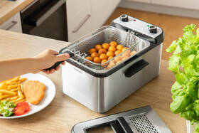 Fritéza Sencor SFR 7200SS 
