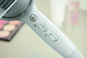 Fén Rowenta CV5930F0 

 obrázek produktu 8 z 19