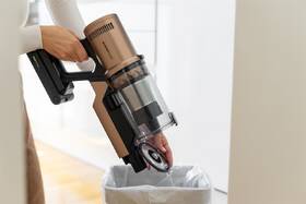 Tyčový vysavač Gorenje SVC259449NDCO NEO DEEP INVERTERPOWER měděný

 obrázek produktu 13 z 21