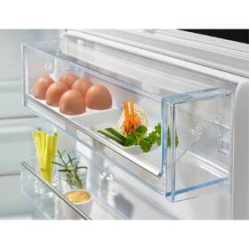 Chladnička s mrazničkou Electrolux ENV9MC18S bílá

 obrázek produktu 4 z 8