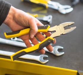 Kleště Stanley STHT0-74456 

 obrázek produktu 5 z 5