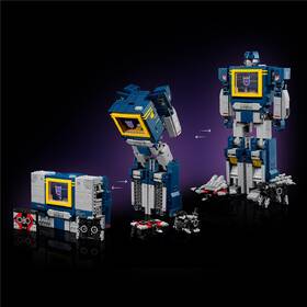 Stavebnice LEGO® Icons 10358 Transformers: Soundwave 

 obrázek produktu 3 z 9