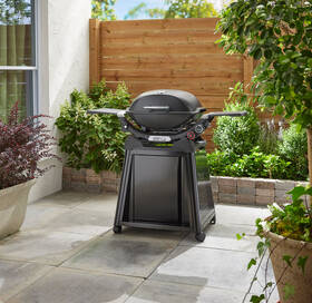 Gril zahradní plynový Weber Q 2800N+ Premium Stand černý

 obrázek produktu 3 z 8
