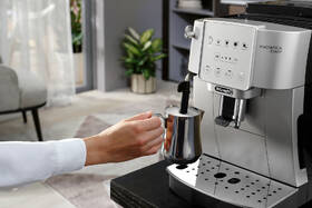 Espresso De'Longhi ECAM 220.31 SSB černá barva
