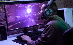 Headset JBL Quantum One černý

 obrázek produktu 15 z 17