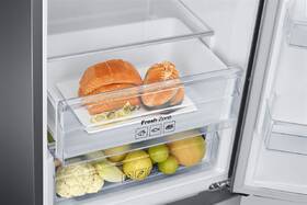Chladnička s mrazničkou Samsung RB37J5349SL/EF ocel

 obrázek produktu 3 z 13