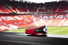 Holicí strojek Remington PR1355 Man Utd Power Series AquaPlus černý/červený

 obrázek produktu 6 z 6