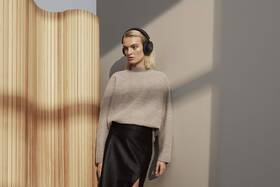 Sluchátka Bang & Olufsen H9 3rd Gen. černá

 obrázek produktu 4 z 6