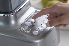 Stolní mixér SAGE SBL820 

 obrázek produktu 2 z 3