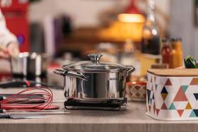 Hrnec s poklicí Tefal B9214474, 20 cm nerez

 obrázek produktu 6 z 13