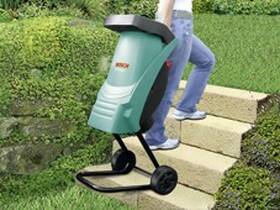 Drtič zahradního odpadu Bosch AXT Rapid 2000 zelený

 obrázek produktu 3 z 4