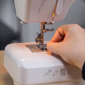 Šicí stroj Solac SW8240 coton 24.0 bílý

 obrázek produktu 4 z 8