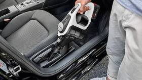 Tyčový vysavač Bosch BBS8213W (s baterií) bílý

 obrázek produktu 14 z 19