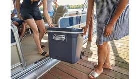 Chladicí box Coleman 52QT Chest Xtreme Cooler 

 obrázek produktu 4 z 4