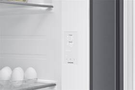 Americká lednice Samsung RS70F65KETEO stříbrná

 obrázek produktu 6 z 11