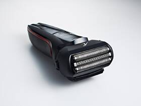 Holicí strojek Panasonic ES-LL21-K503SH černý

 obrázek produktu 5 z 9