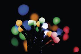 Vánoční osvětlení EMOS 80 LED, kulička, 8m, řetěz, vícebarevná, časovač, i venkovní použití 

 obrázek produktu 11 z 17