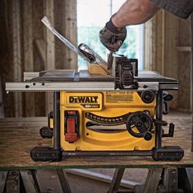 Pila stolní Dewalt DCS7485T2 (s baterií) 

 obrázek produktu 5 z 6