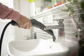 Parní čistič Kärcher SC 3 EasyFix bílý

 obrázek produktu 2 z 6