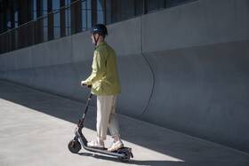 Elektrická koloběžka Segway E2 Plus E II antracitová

 obrázek produktu 17 z 20